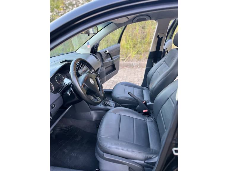 VOLKSWAGEN - POLO - 2010/2010 - Preta - R$ 38.900,00