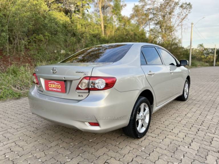 TOYOTA - COROLLA - 2013/2013 - Preta - R$ 69.900,00