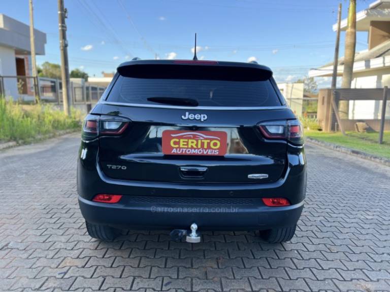 JEEP - COMPASS - 2022/2022 - Preta - R$ 135.900,00