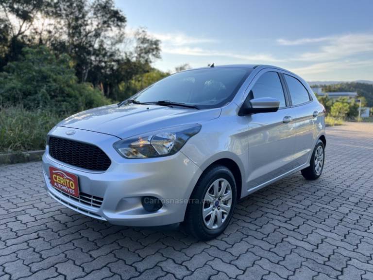 FORD - KA + - 2016/2017 - Prata - R$ 46.900,00