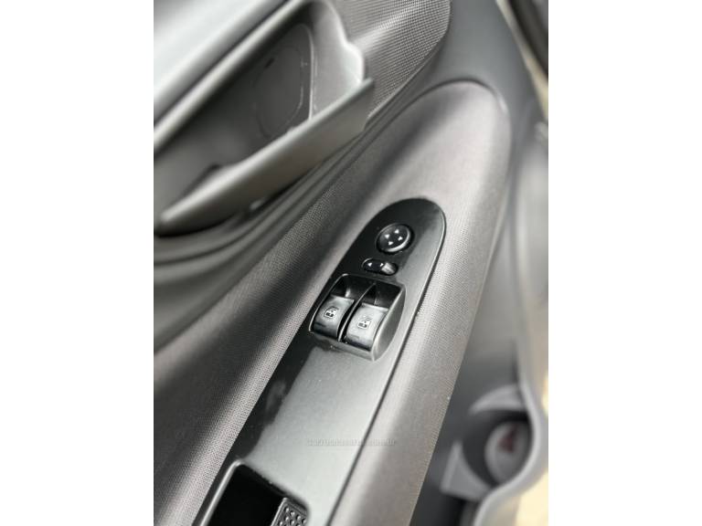 FIAT - PUNTO - 2013/2013 - Prata - R$ 39.900,00