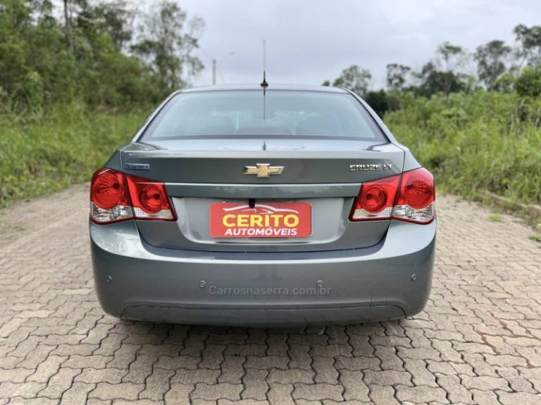 CHEVROLET - CRUZE - 2012/2011 - Cinza - R$ 58.900,00