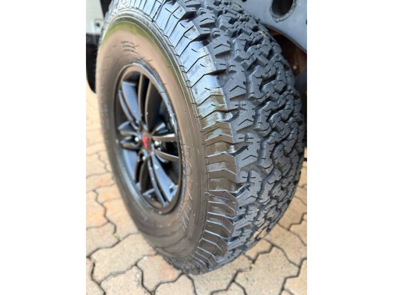 MITSUBISHI - L200 TRITON - 2015/2015 - Branca - R$ 129.900,00