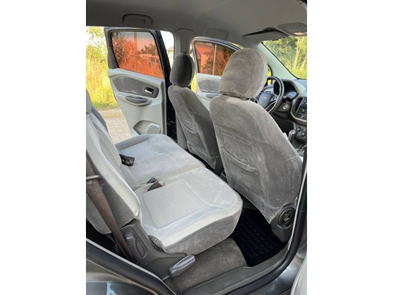 CHEVROLET - SPIN - 2013/2013 - Cinza - R$ 58.900,00