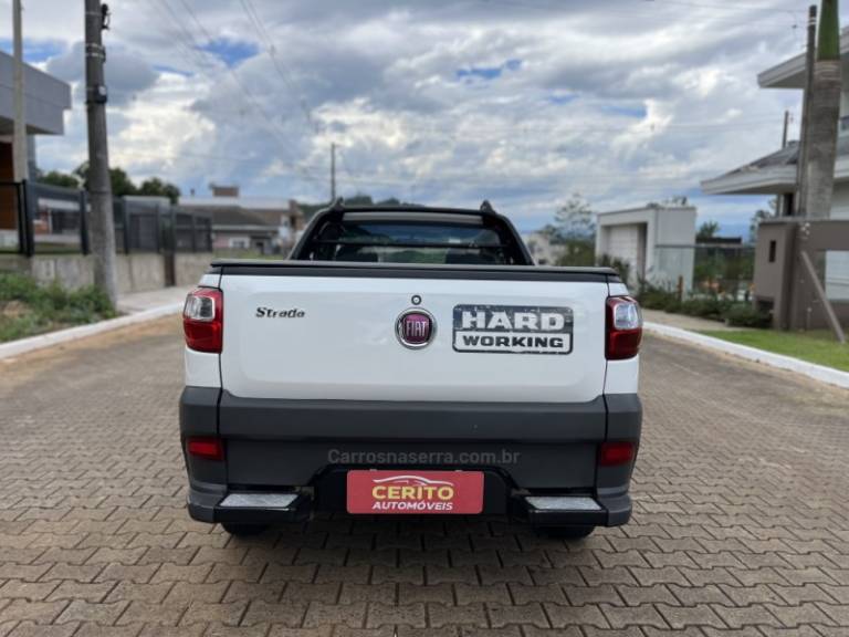 FIAT - STRADA - 2019/2018 - Branca - R$ 59.900,00