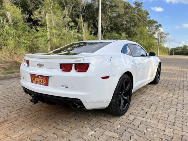 CHEVROLET - CAMARO - 2010/2011 - Branca - R$ 208.900,00