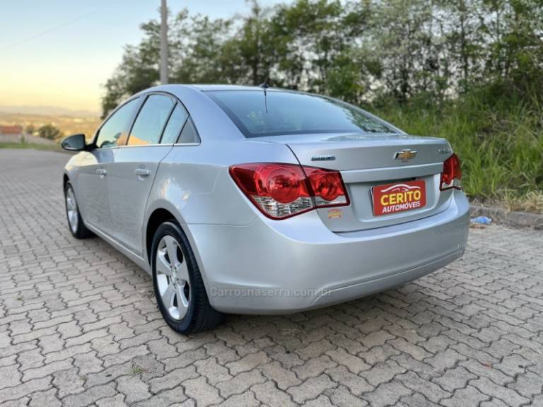CHEVROLET - CRUZE - 2013/2013 - Prata - R$ 62.900,00