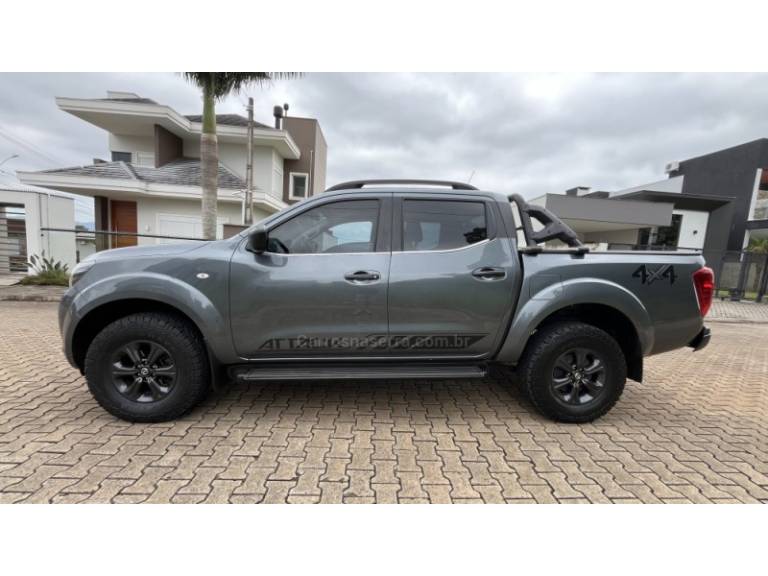 NISSAN - FRONTIER - 2022/2022 - Cinza - R$ 169.900,00