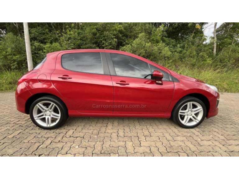 PEUGEOT - 308 - 2015/2015 - Vermelha - R$ 55.900,00