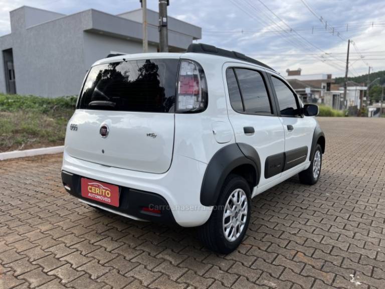 FIAT - UNO - 2015/2015 - Branca - R$ 44.900,00
