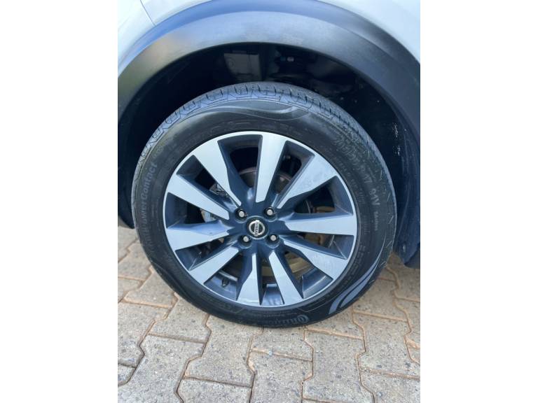 NISSAN - KICKS - 2019/2020 - Branca - R$ 92.900,00