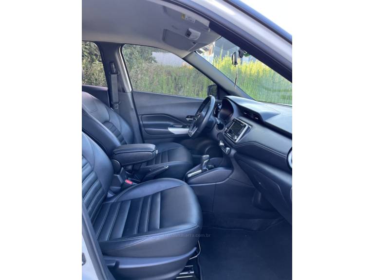 NISSAN - KICKS - 2019/2020 - Branca - R$ 92.900,00