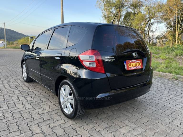 HONDA - FIT - 2010/2010 - Preta - R$ 44.900,00