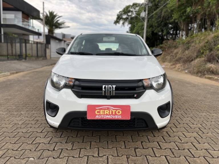 FIAT - MOBI - 2021/2022 - Branca - R$ 51.900,00