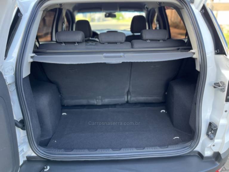FORD - ECOSPORT - 2015/2016 - Branca - R$ 62.900,00