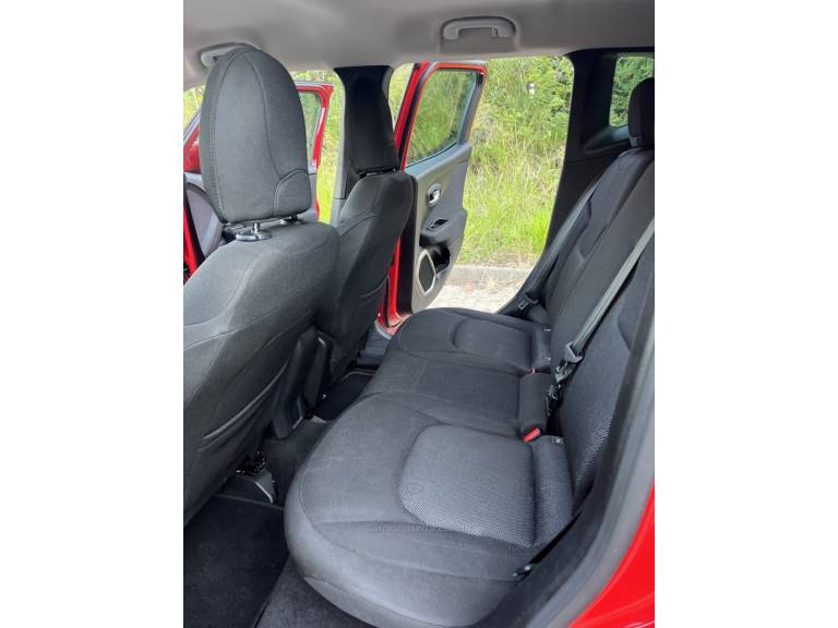 JEEP - RENEGADE - 2015/2016 - Vermelha - R$ 74.900,00
