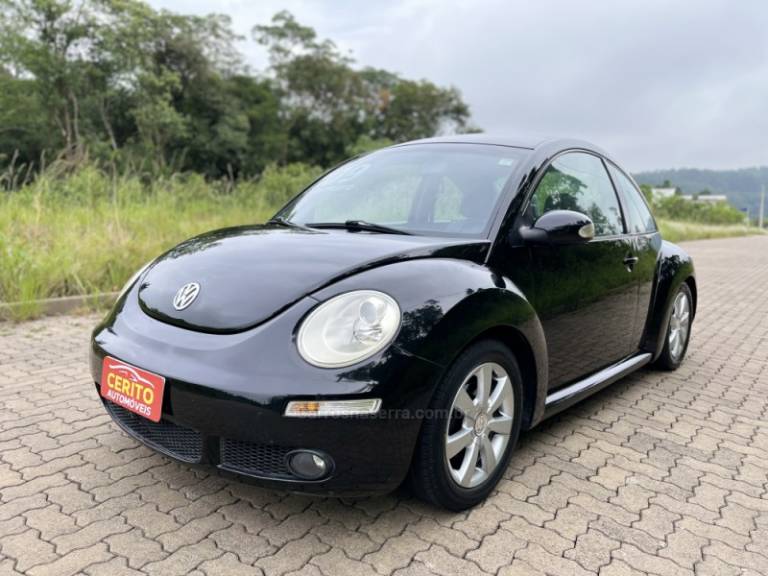 VOLKSWAGEN - NEW BEETLE - 2009/2008 - Preta - R$ 49.900,00