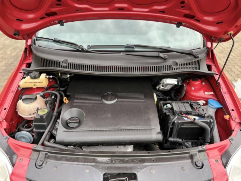 VOLKSWAGEN - SPACEFOX - 2008/2009 - Vermelha - R$ 36.900,00