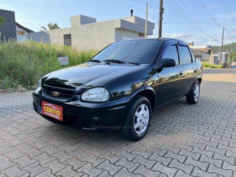 CHEVROLET - CLASSIC - 2009/2010 - Preta - R$ 22.900,00