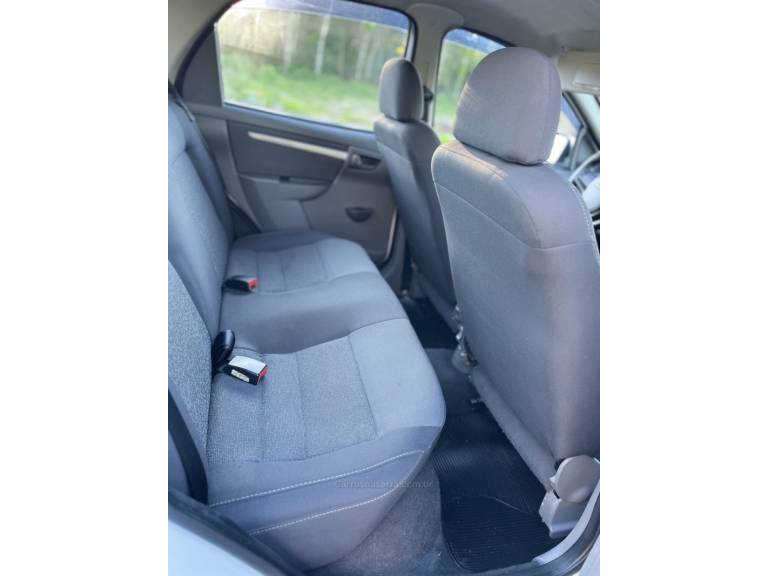 CHEVROLET - PRISMA - 2012/2012 - Branca - R$ 35.900,00