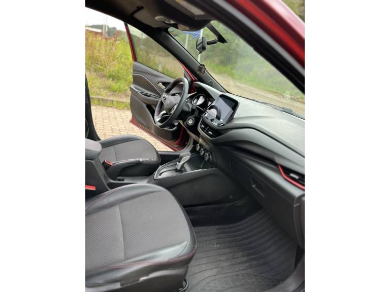 CHEVROLET - ONIX - 2021/2021 - Vermelha - R$ 79.900,00
