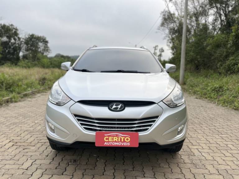 HYUNDAI - IX35 - 2011/2012 - Prata - R$ 69.900,00