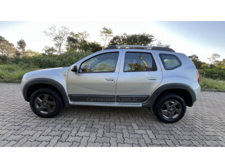 RENAULT - DUSTER - 2013/2013 - Prata - R$ 53.900,00