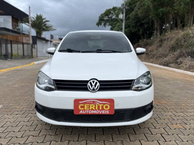VOLKSWAGEN - FOX - 2013/2013 - Branca - R$ 44.900,00