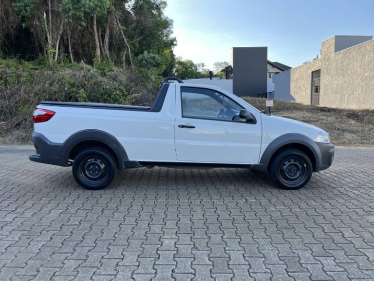 FIAT - STRADA - 2018/2018 - Branca - R$ 58.900,00