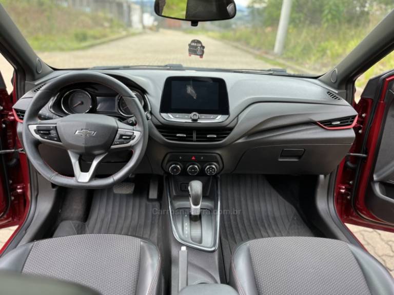 CHEVROLET - ONIX - 2021/2021 - Vermelha - R$ 79.900,00