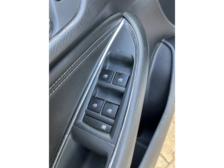 CHEVROLET - CRUZE - 2018/2018 - Branca - R$ 87.900,00