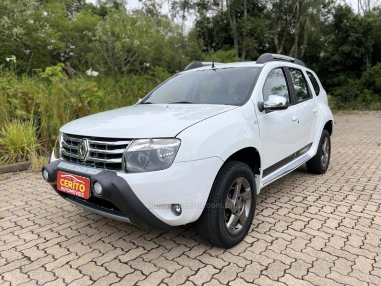 RENAULT - DUSTER - 2012/2013 - Branca - R$ 54.900,00