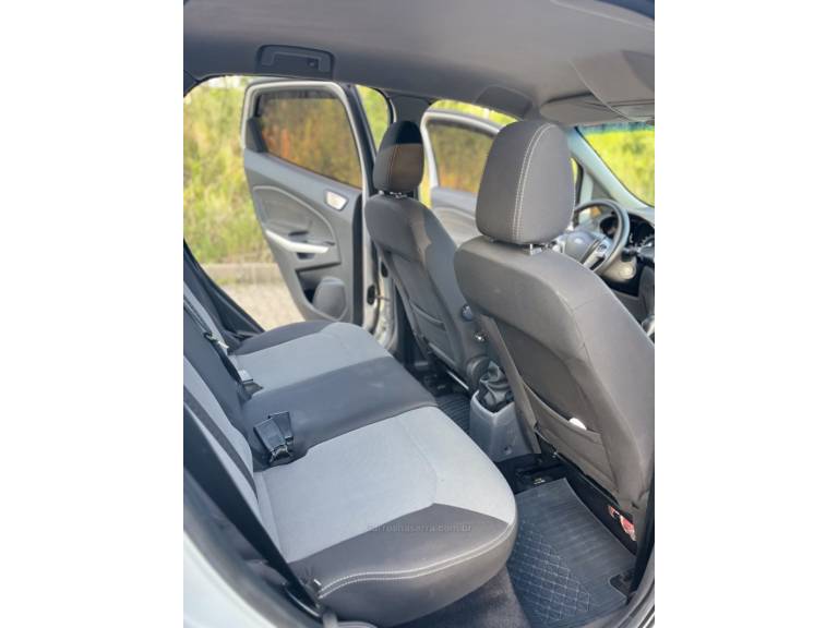 FORD - ECOSPORT - 2015/2016 - Prata - R$ 63.900,00