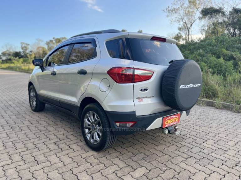 FORD - ECOSPORT - 2015/2016 - Prata - R$ 64.900,00