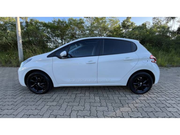 PEUGEOT - 208 - 2014/2014 - Branca - R$ 42.900,00