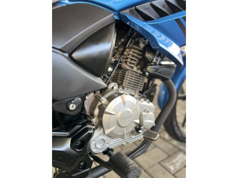 YAMAHA - FAZER - 2014/2014 - Azul - R$ 12.900,00