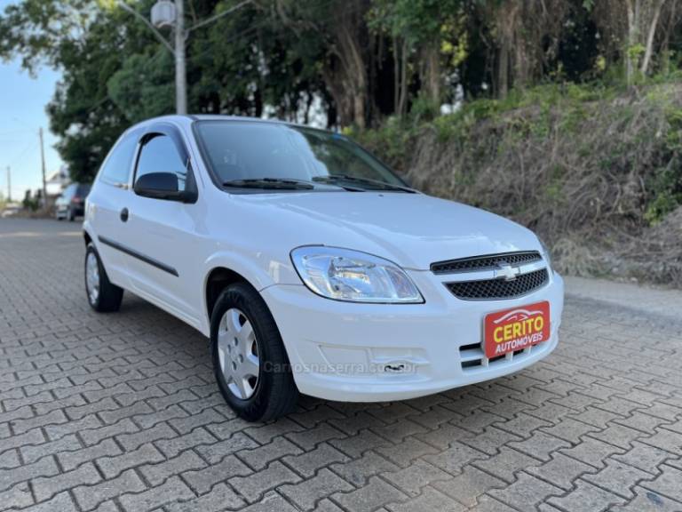 CHEVROLET - CELTA - 2013/2013 - Branca - R$ 28.900,00