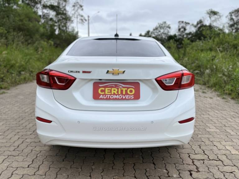 CHEVROLET - CRUZE - 2018/2018 - Branca - R$ 88.900,00