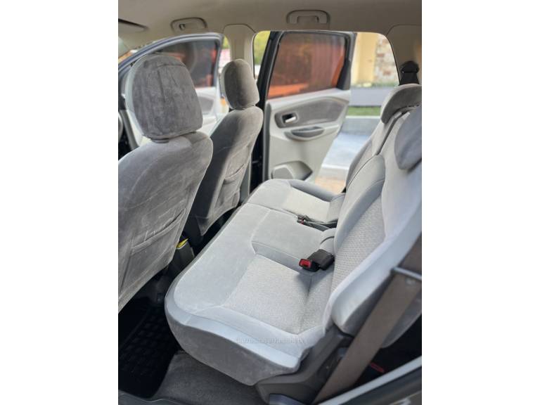 CHEVROLET - SPIN - 2013/2013 - Cinza - R$ 58.900,00