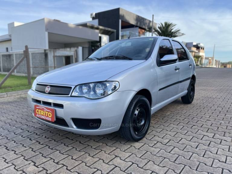 FIAT - PALIO - 2009/2010 - Prata - R$ 30.900,00