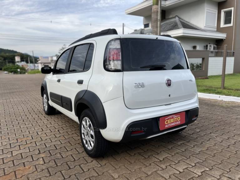 FIAT - UNO - 2015/2015 - Branca - R$ 44.900,00