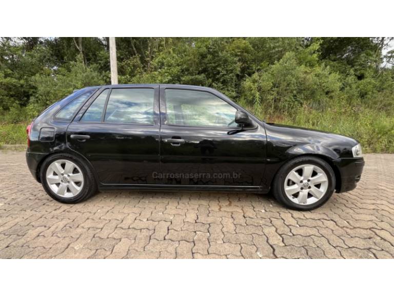 VOLKSWAGEN - GOL - 2010/2011 - Preta - R$ 20.900,00