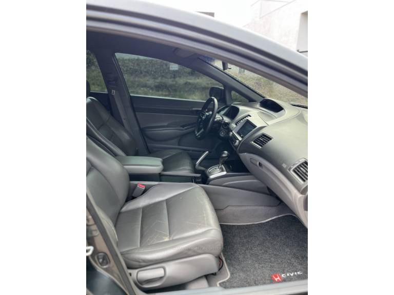 HONDA - CIVIC - 2007/2007 - Cinza - R$ 47.900,00