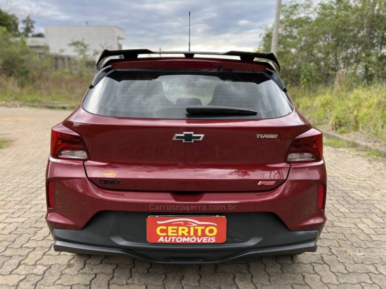 CHEVROLET - ONIX - 2021/2021 - Vermelha - R$ 79.900,00