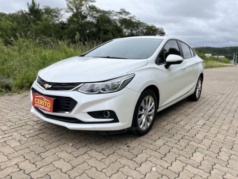 CHEVROLET - CRUZE - 2018/2018 - Branca - R$ 88.900,00