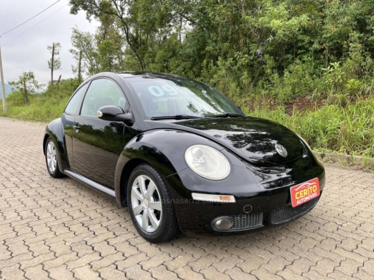 VOLKSWAGEN - NEW BEETLE - 2009/2008 - Preta - R$ 49.900,00