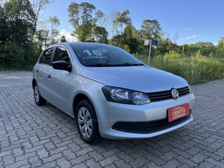 VOLKSWAGEN - GOL - 2015/2016 - Prata - R$ 48.900,00