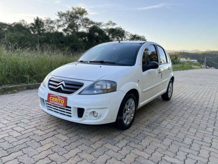 CITROËN - C3 - 2011/2012 - Branca - R$ 30.900,00