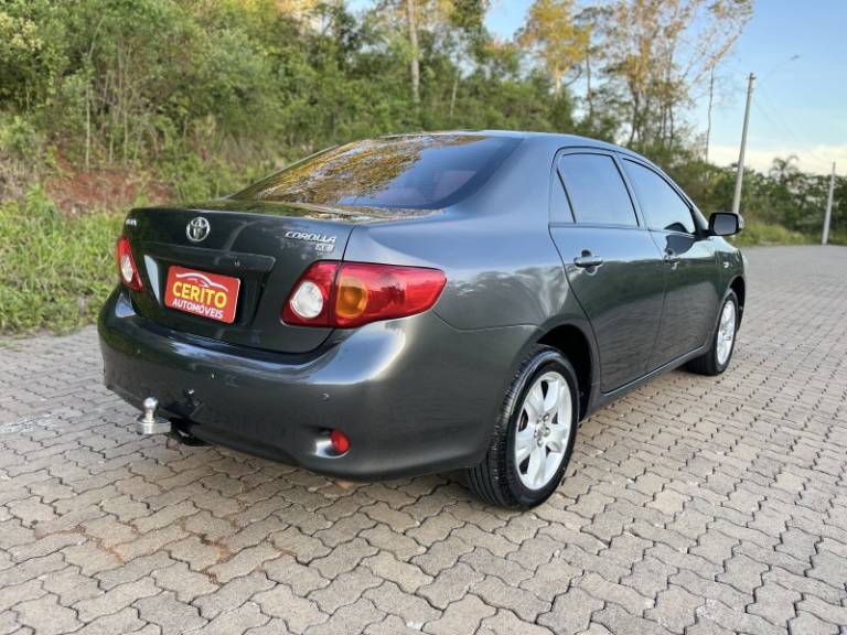 TOYOTA - COROLLA - 2008/2009 - Cinza - R$ 58.900,00