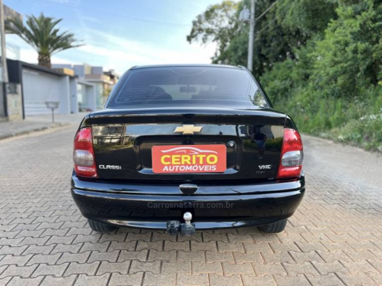 CHEVROLET - CLASSIC - 2009/2010 - Preta - R$ 22.900,00